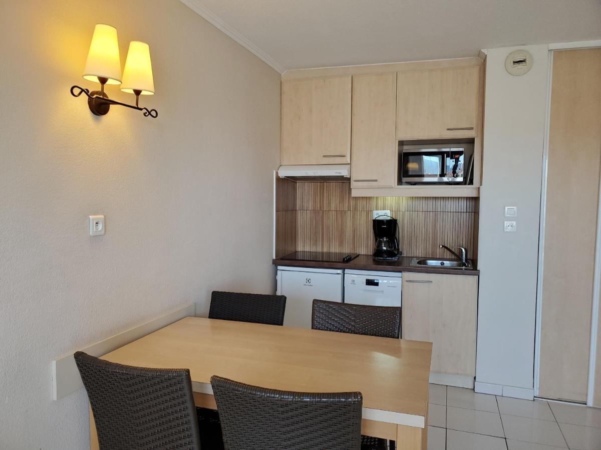 CAP HERMES Vue PORT T2 40m2 climatise 4 personnes Fréjus Extérieur photo