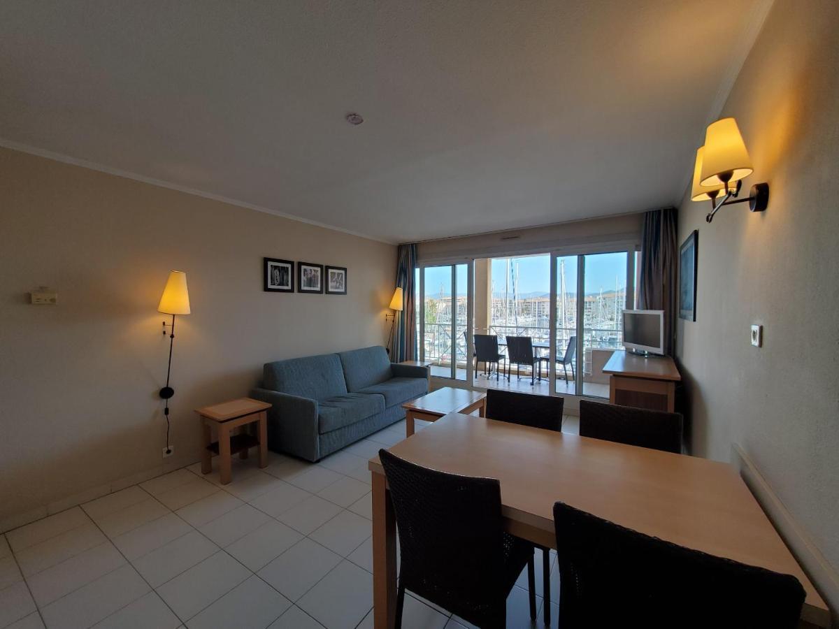 CAP HERMES Vue PORT T2 40m2 climatise 4 personnes Fréjus Extérieur photo