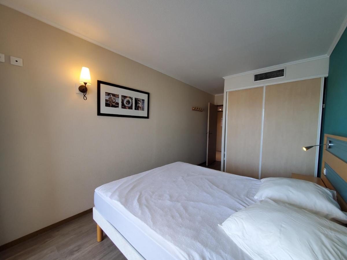 CAP HERMES Vue PORT T2 40m2 climatise 4 personnes Fréjus Extérieur photo